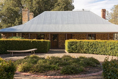 Jacob's Estate Cottage - Accommodation in Surfers Paradise 1