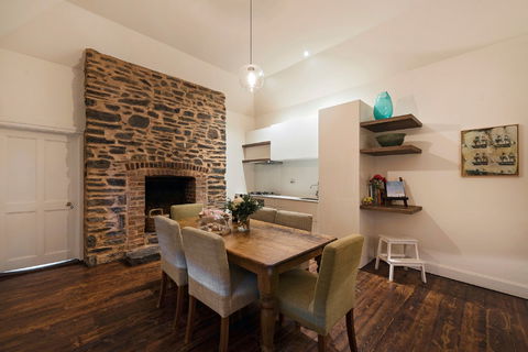 Jacob's Estate Cottage - Accommodation in Surfers Paradise 2