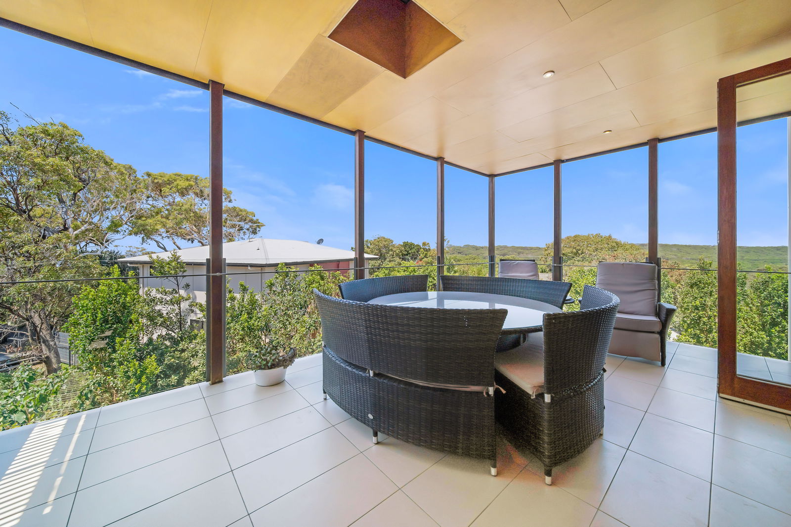 North Stradbroke Island QLD Accommodation in Surfers Paradise