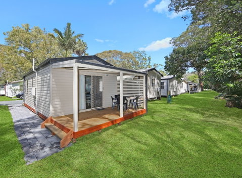 Pacific Palms Caravan Park - Accommodation in Surfers Paradise 0