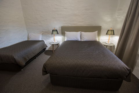 Paxton Square Cottages - Accommodation in Surfers Paradise 2
