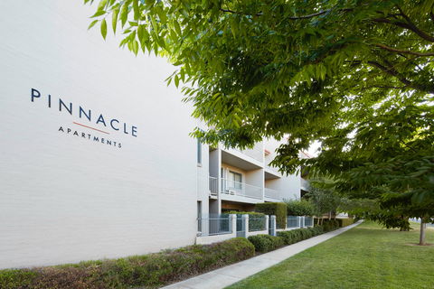 Pinnacle Apartments - Accommodation in Surfers Paradise 0