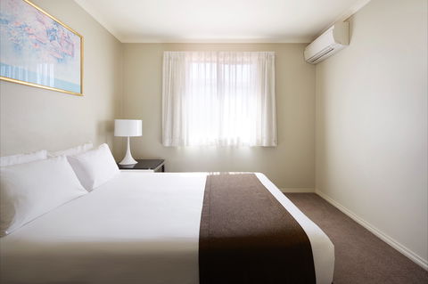 Pinnacle Apartments - Accommodation in Surfers Paradise 2