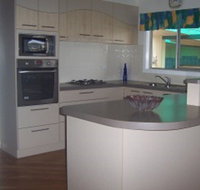 Shoesmiths Holiday Cottage - Accommodation in Surfers Paradise