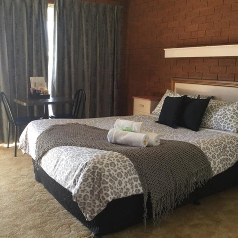 Star Hotel Accommodation - Accommodation in Surfers Paradise 2