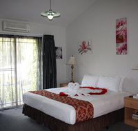 Swan Valley Oasis Resort - Accommodation in Surfers Paradise