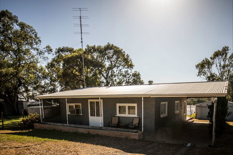 346 Cliff View Drive Wongulla  -River Shack Rentals - Accommodation in Surfers Paradise 0