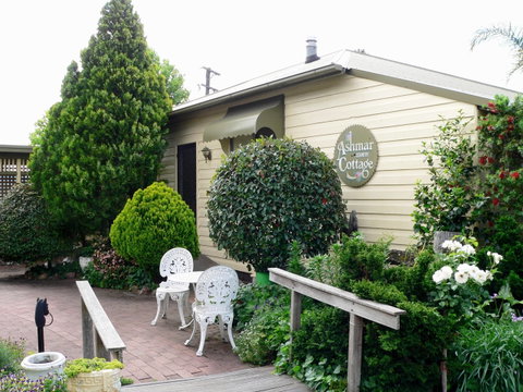 Ashmar Farmstay - Accommodation in Surfers Paradise 0