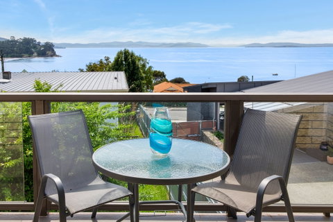 Beach View Apartment - Accommodation in Surfers Paradise 2