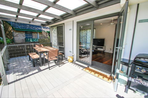 Bianconero - Accommodation in Surfers Paradise 1
