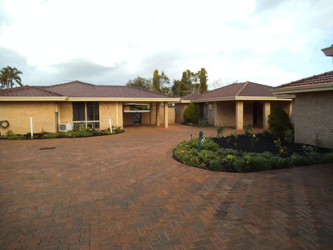 Busselton Seaside Escape Apartment - Accommodation in Surfers Paradise 0