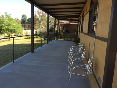 Coonandry Cottage - Accommodation in Surfers Paradise 2