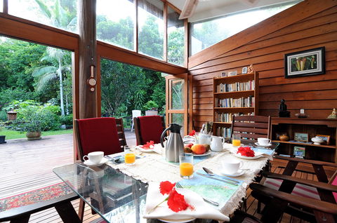 Cow Bay Homestay Bed And Breakfast - Accommodation in Surfers Paradise 2