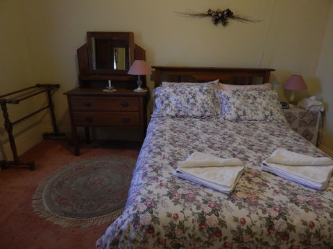 Croll Cottage - Accommodation in Surfers Paradise 2
