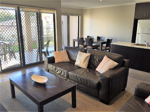 Cypress Apartment 39C - Accommodation in Surfers Paradise 0
