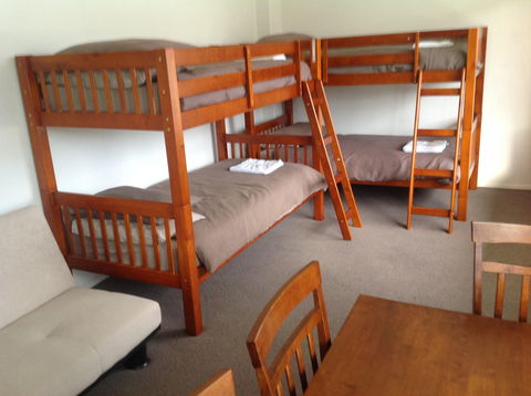 Derwent Valley Resort - Accommodation in Surfers Paradise 1