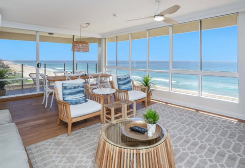 Dorchester On The Beach - Accommodation in Surfers Paradise 2