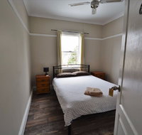 Family Hotel Cootamundra - Accommodation in Surfers Paradise