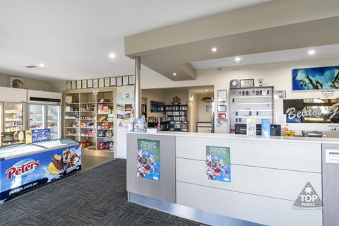 Geraldton Belair Gardens Caravan Park - Accommodation in Surfers Paradise 0