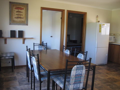 Harry's - Accommodation in Surfers Paradise 2