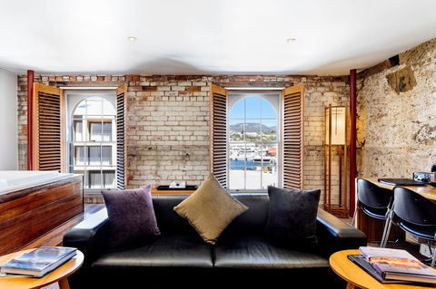 Henry Jones Art Hotel - The - Accommodation in Surfers Paradise 0
