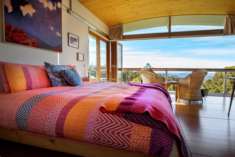 Hobart Hideaway Pods - Accommodation in Surfers Paradise 1
