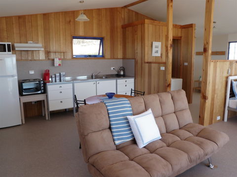 Marrawah Beach House - Accommodation in Surfers Paradise 2