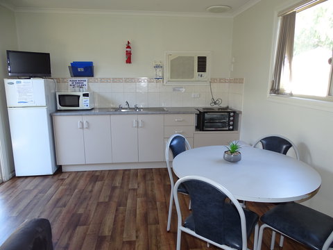 Moonta Bay Cabins - Cabin 2 - Accommodation in Surfers Paradise 1
