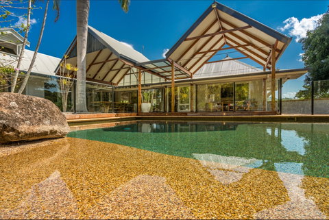 Rockinghorse House - Accommodation in Surfers Paradise 0