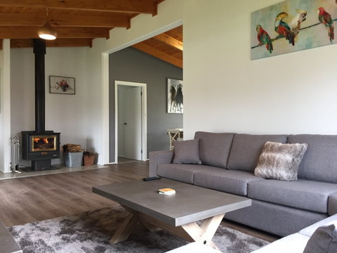 Swagman Homestead At Stockman's Ridge Wines - Accommodation in Surfers Paradise 1