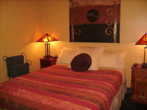 The Church House B And B - Accommodation in Surfers Paradise 1