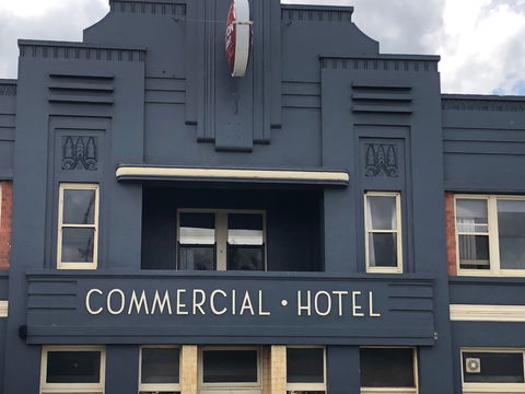 The Commercial Hotel Mansfield - Accommodation in Surfers Paradise 0