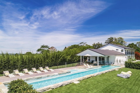 Villa St Helena - Accommodation in Surfers Paradise 1