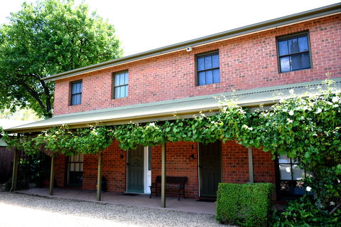 Wagga Riverside Apartments - Accommodation in Surfers Paradise 0
