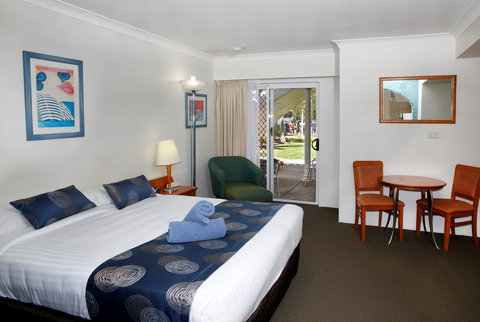 Yamba Aston Motel - Accommodation in Surfers Paradise 1