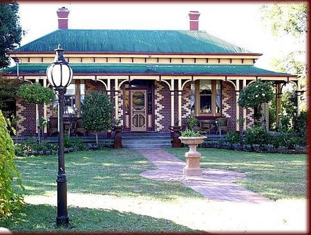  Accommodation in Surfers Paradise