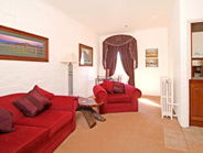 Crest Castle Bed And Breakfast - Accommodation in Surfers Paradise 4