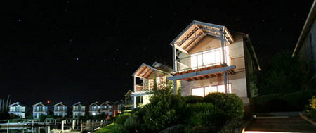 Captains Cove - Accommodation in Surfers Paradise 0