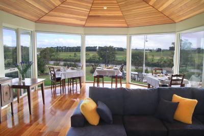 Chestnut Hill Country Retreat - Accommodation in Surfers Paradise 2