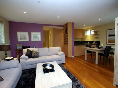 Boutique Stays - Beachside Point - Accommodation in Surfers Paradise 1