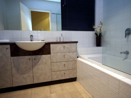 Boutique Stays - Beachside Point - Accommodation in Surfers Paradise 3