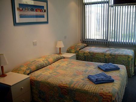 Moodys Motel - Accommodation in Surfers Paradise 2