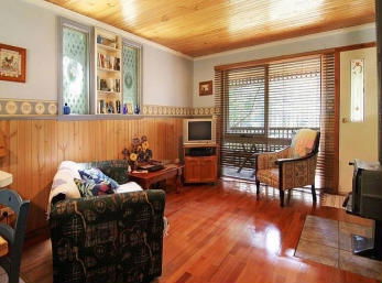 Hill N Dale Farm Cottages - Accommodation in Surfers Paradise 5
