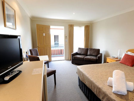 Alexandra Place - Accommodation in Surfers Paradise 0