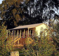 Birchwood Retreat Country Cottages - Accommodation in Surfers Paradise