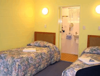 Tall Trees Motel - Accommodation in Surfers Paradise