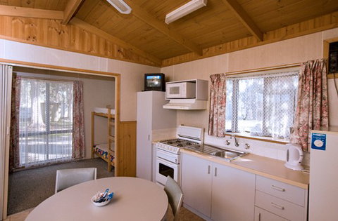 Shady Acres Caravan Park Ballarat - Accommodation in Surfers Paradise 4