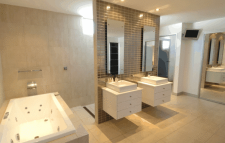 Alex Beach House - Accommodation in Surfers Paradise 4
