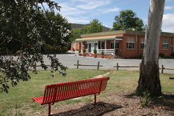 Canberra Carotel Motel - Accommodation in Surfers Paradise 1