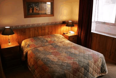 Astor Inn Hotel - Accommodation in Surfers Paradise